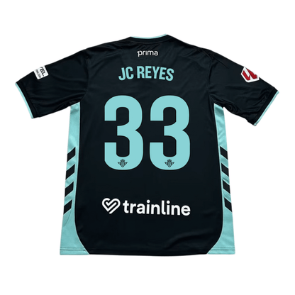 Detras