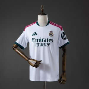 Real Madrid 2026/27 Local