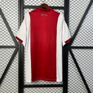 Ajax 2025/26 Local