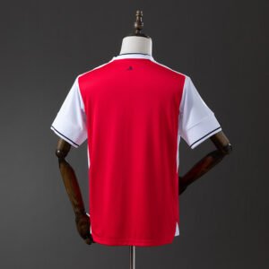 Arsenal 2016/17 Local