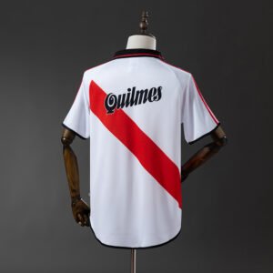 River Plate 2000/01 Local