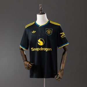 Manchester United 2025/26 Tercera